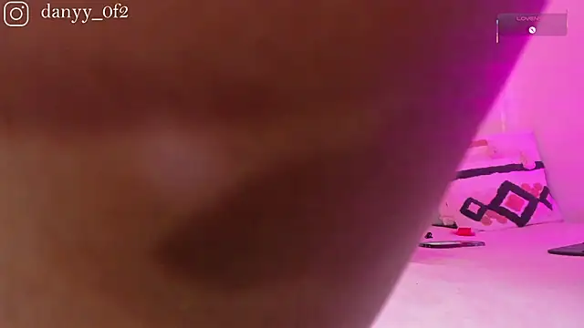 Daniihot   online show from 02-20-26, 05:04