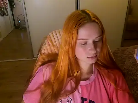 Snapshot of RedheadFairy chatting on 11-07-25, 05:57 RedheadFairy online show from 11-07-25, 05:57