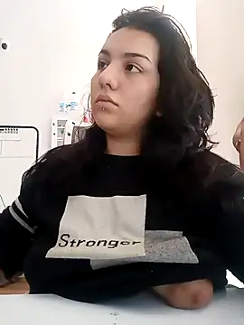 Snapshot of raven_and_jeremy chatting on 11-08-25, 03:34 raven and jeremy online show from 11-08-25, 03:34