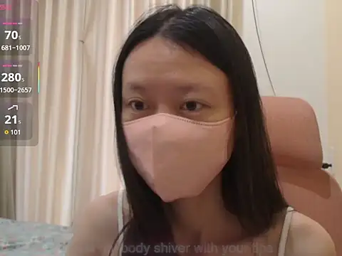 Lil-Cherries online show from 11-28-25, 02:25