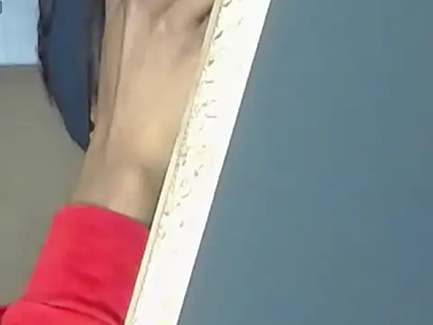 Aliis Love online show from 12-15-25, 05:17