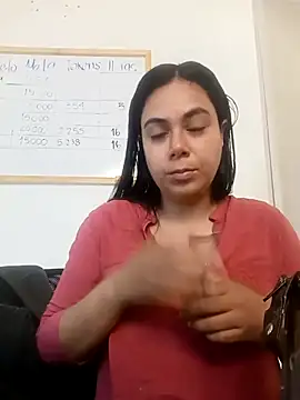 Snapshot of LorieFerrer chatting on 02-18-25, 05:31 LorieFerrer online show from 02-18-25, 05:31