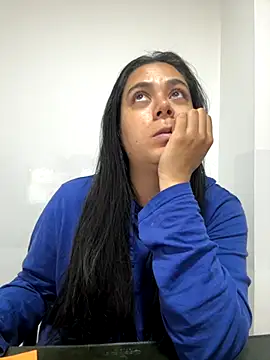 Snapshot of LorieFerrer chatting on 09-17-25, 05:36 LorieFerrer online show from 09-17-25, 05:36