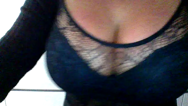 cleo094 online show from 12-05-25, 02:42