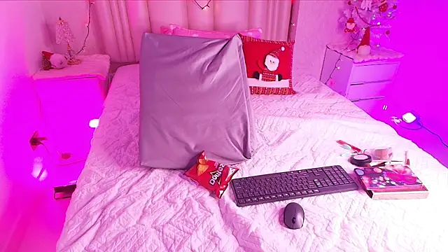 alanarose18 online show from 12-05-25, 07:32