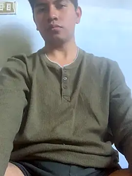 ContraryMomos online show from 11-16-25, 04:23