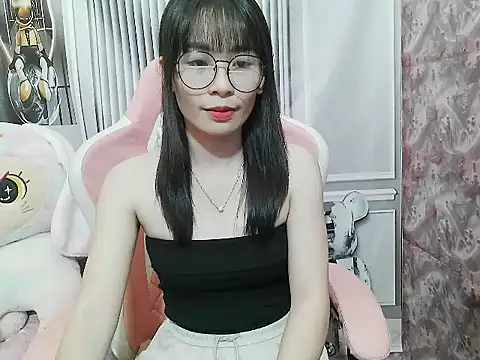 Ella039 online show from 12-17-25, 05:24