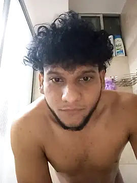 Snapshot of prototipoA45 chatting on 11-13-25, 10:19 prototipoA45 online show from 11-13-25, 10:19