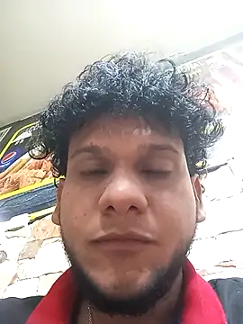 Snapshot of prototipoA45 chatting on 11-16-25, 12:05 prototipoA45 online show from 11-16-25, 12:05