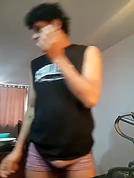 Snapshot of prototipoA45 chatting on 12-16-25, 01:27 prototipoA45 online show from 12-16-25, 01:27