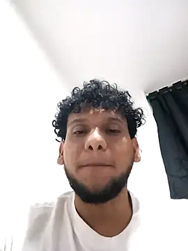 Snapshot of prototipoA45 chatting on 01-15-26, 06:07 prototipoA45 online show from 01-15-26, 06:07