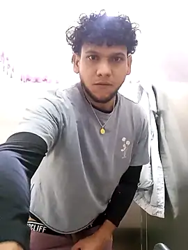 Snapshot of prototipoA45 chatting on 02-09-26, 03:16 prototipoA45 online show from 02-09-26, 03:16