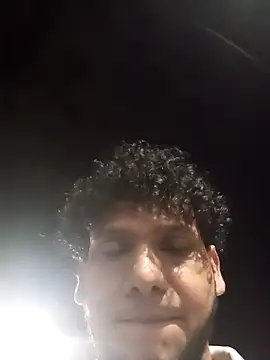 Snapshot of prototipoA45 chatting on 02-16-26, 05:03 prototipoA45 online show from 02-16-26, 05:03