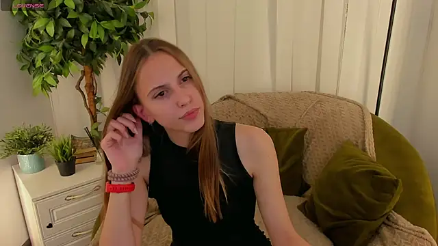 AriaBe11 online show from 11-07-25, 01:33