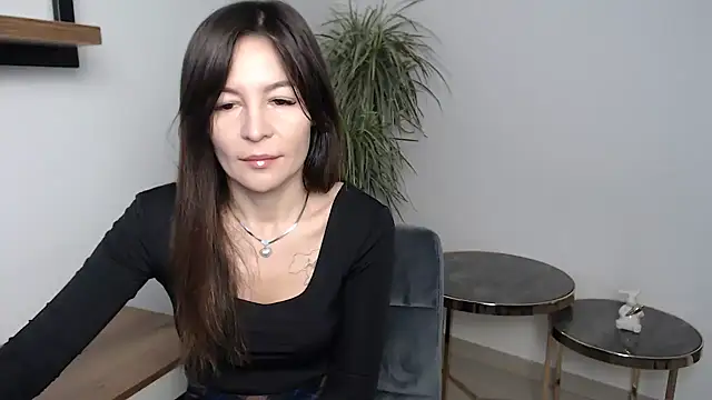 Veronichkaaa online show from 12-16-25, 07:46