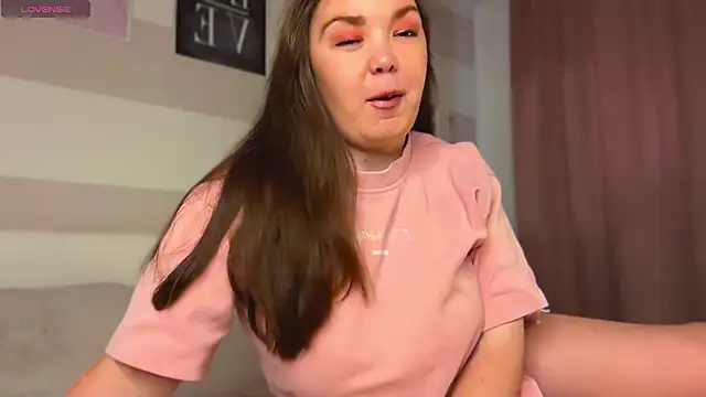 Snapshot of liliaMaivis chatting on 11-07-25, 12:49 liliaMaivis online show from 11-07-25, 12:49