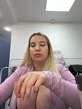 KilianaNoir online show from 02-15-26, 06:43