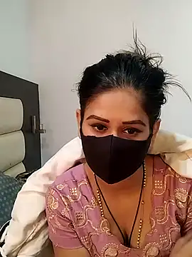 Snapshot of black_and_white_choco chatting on 01-09-26, 07:33 black and white choco online show from 01-09-26, 07:33