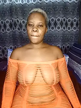 Emmylove-xr25 online show from 01-11-26, 08:19