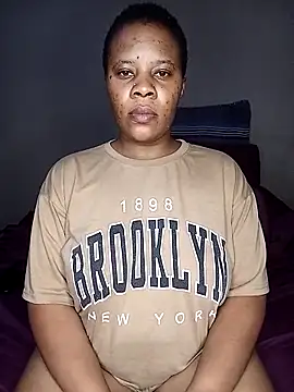 Emmylove-xr25 online show from 02-24-26, 09:35