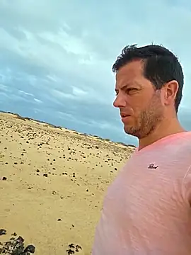 thenakedtraveler online show from 01-13-26, 02:44