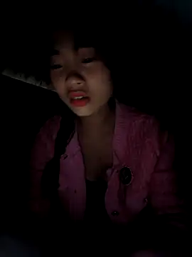 Snapshot of Lynly_k2 chatting on 11-11-25, 12:43 Lynly k2 online show from 11-11-25, 12:43