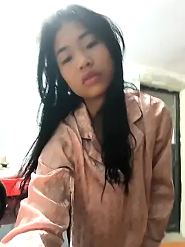 Lynly k2 online show from 02-24-26, 12:08