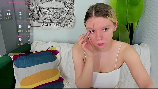 Monisees online show from 01-14-26, 01:33