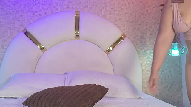 aria sm online show from 11-23-25, 07:13