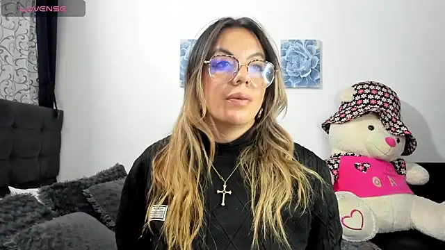 ariannawil online show from 01-11-26, 11:54