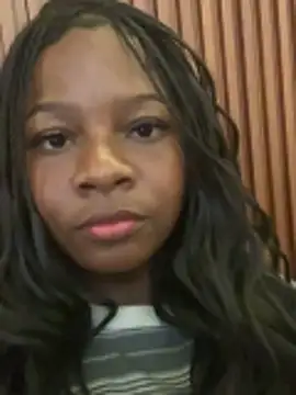 Snapshot of Dina_moss chatting on 11-12-25, 10:30 Dina moss online show from 11-12-25, 10:30