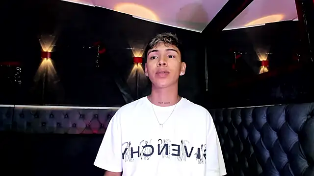 Timmy Kiing  online show from 12-22-25, 11:57