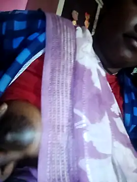 Hot cutmina11 online show from 01-17-26, 04:00