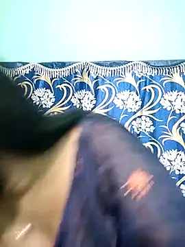 Honeya96 online show from 11-15-25, 06:04