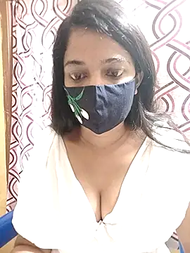 Honeya96 online show from 11-23-25, 04:56