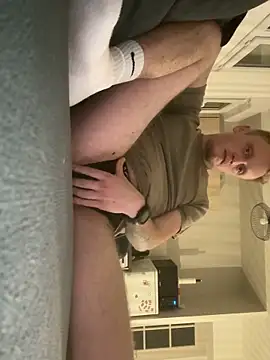 TinySimon online show from 11-21-25, 06:06