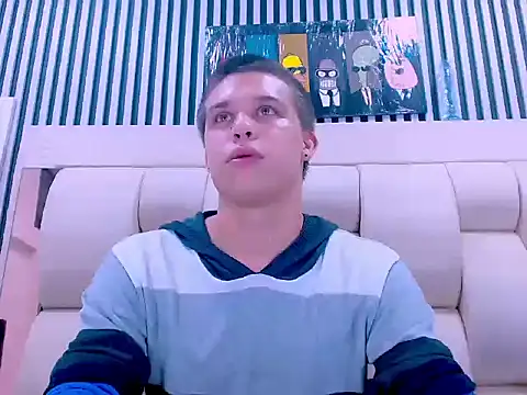 Liam York  online show from 12-04-25, 05:17