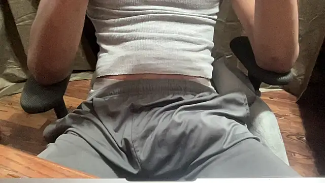 BabyBoyK17 online show from 12-16-25, 10:31