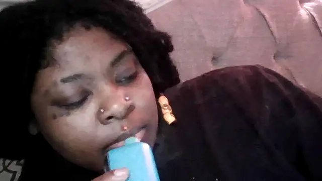 Dusaa  online show from 12-19-25, 03:52