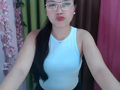 Pinaysel beauty26 online show from 02-26-26, 12:15