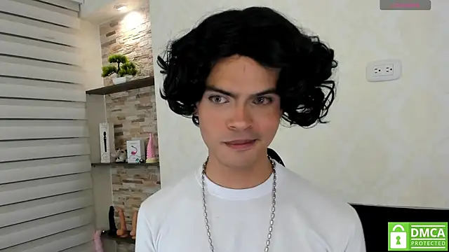 Snapshot of alezander8 chatting on 11-11-25, 04:45 alezander8 online show from 11-11-25, 04:45