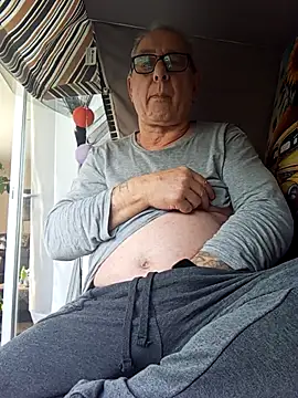 andy-1961 online show from 02-26-26, 01:54