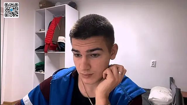 Snapshot of _BarePulse chatting on 02-11-26, 08:36 BarePulse online show from 02-11-26, 08:36