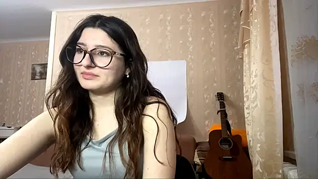 Snapshot of DonnieBooton chatting on 11-14-25, 01:10 DonnieBooton online show from 11-14-25, 01:10