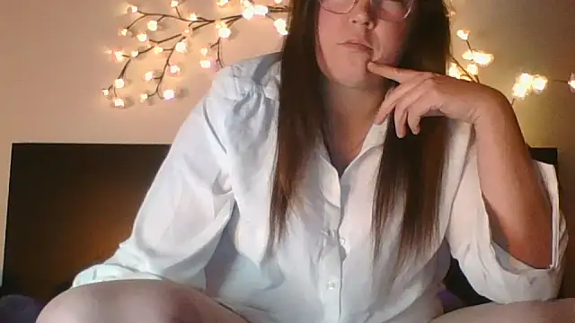 Persephone CH off online show from 11-23-25, 08:19