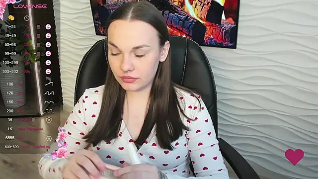 Snapshot of Mila_Milano chatting on 11-10-25, 10:14 Mila Milano online show from 11-10-25, 10:14