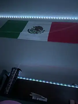 strawberry200512 online show from 11-13-25, 09:19