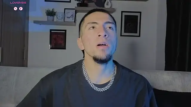 AresMassimoX online show from 11-23-25, 05:07