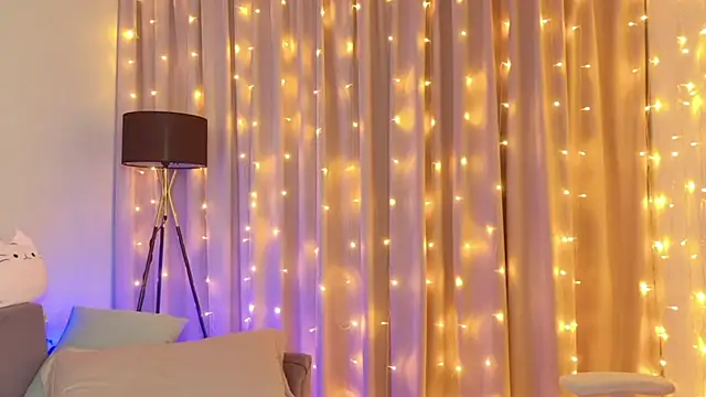 Snapshot of ur_shy_bambi chatting on 02-09-26, 01:09 ur shy bambi online show from 02-09-26, 01:09