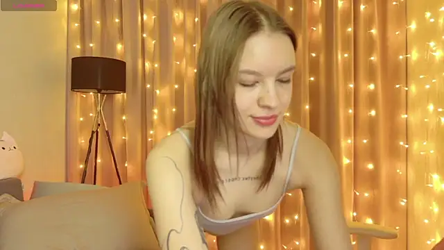 Snapshot of ur_shy_bambi chatting on 02-13-26, 01:12 ur shy bambi online show from 02-13-26, 01:12